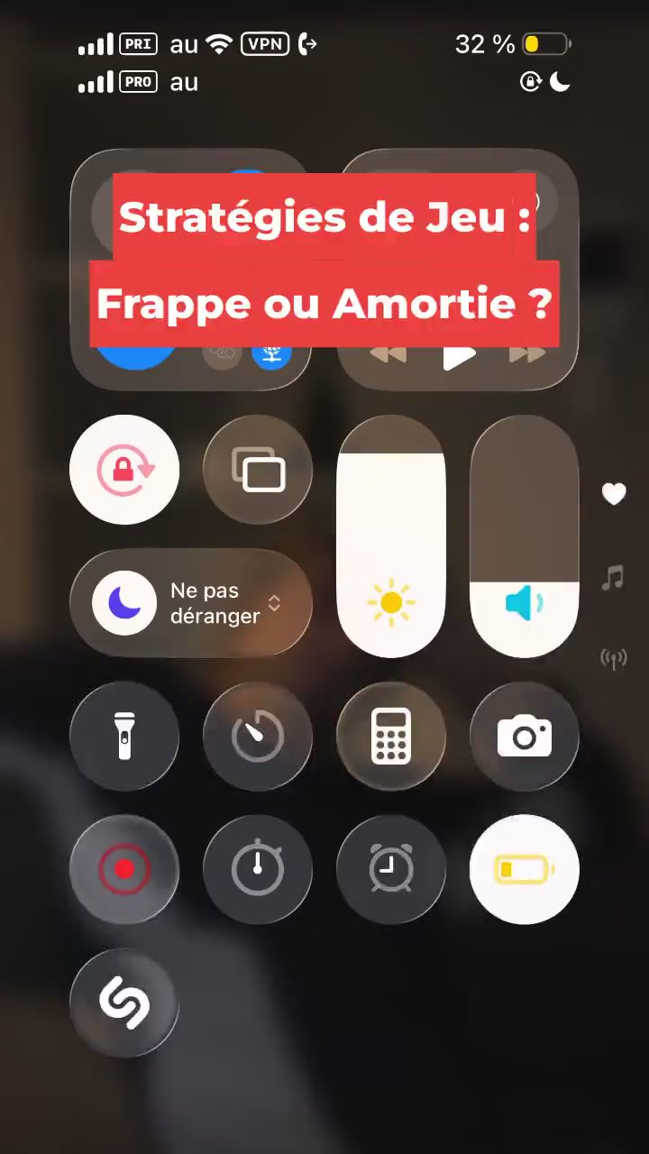 Stratégies de Jeu : Frappe ou Amortie ?